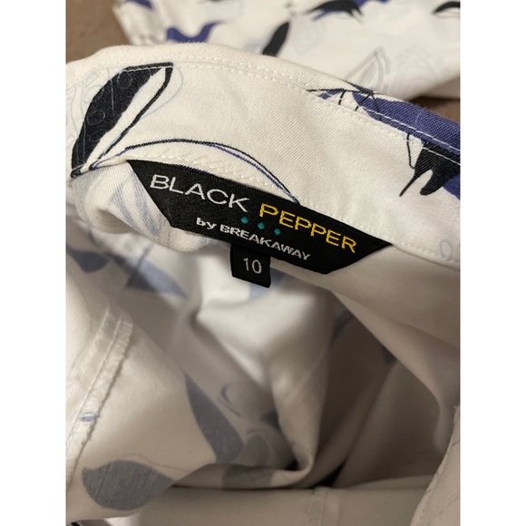 BLACK PEPPER- White leaf print jacket and skirt set - Picture 8 of 9